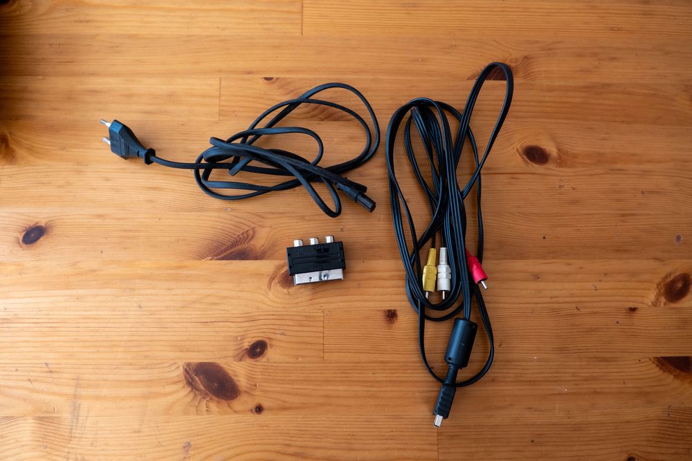 PlayStation 2 (primeira edição de 2000) - para colecionador ou peças