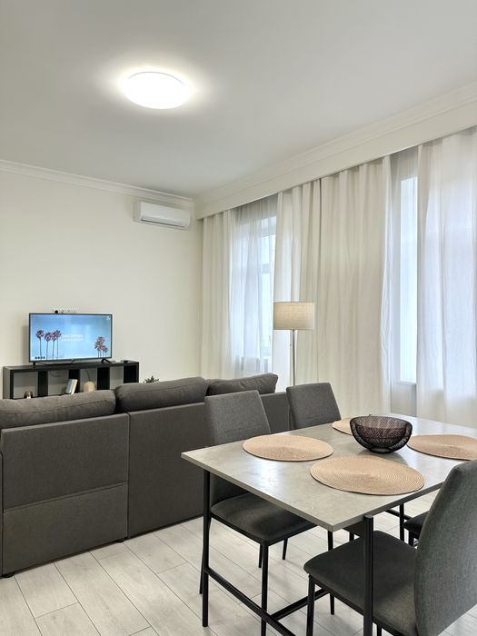 Затишна 3к квартира у центрі Києва. Подобова оренда