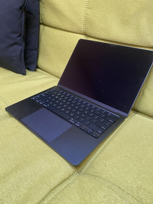 Apple MacBook Air m2 8 Midnight