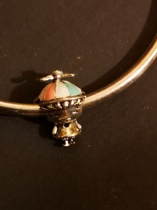 Srebrny charm's do  Pandora