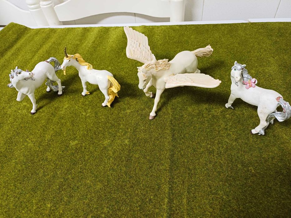 Cavalos fantasia 4 unidades