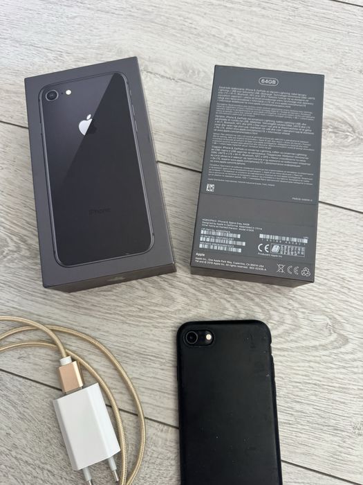 Iphone 8 64G Ładowarka