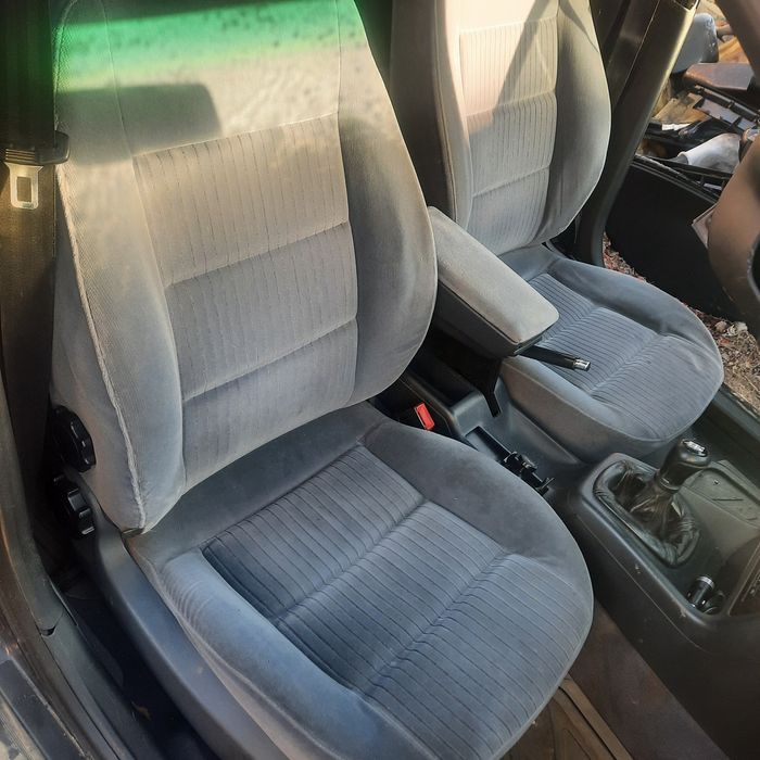 Сидіння,салон велюр AUDI A4 B5 седан.