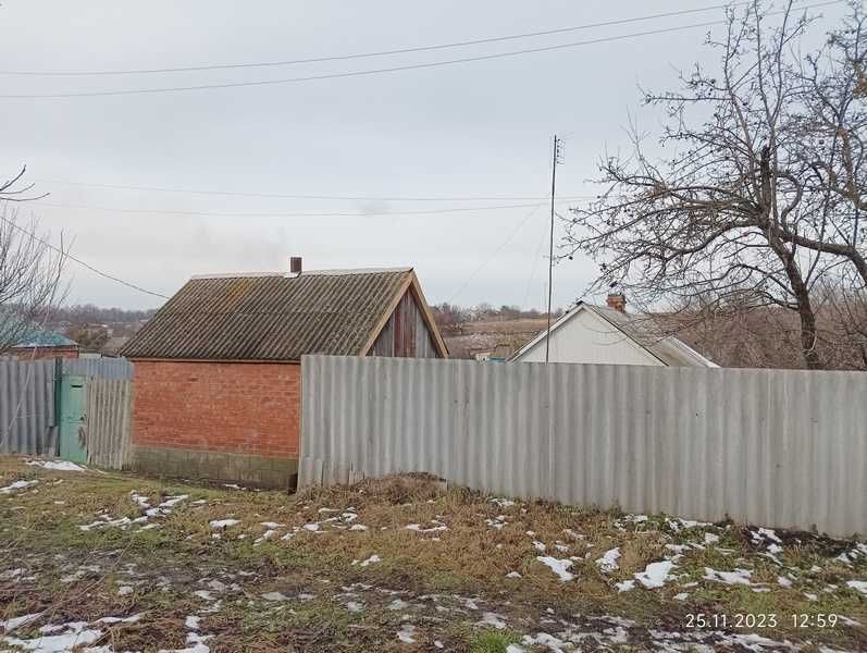 Продам дом в Мерефе.
