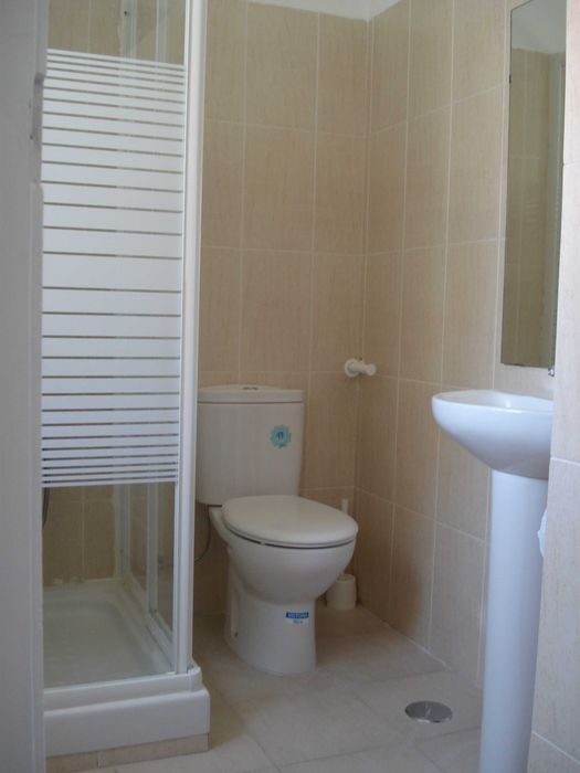 quarto individual a estudante a praça de Alvalade campo grande