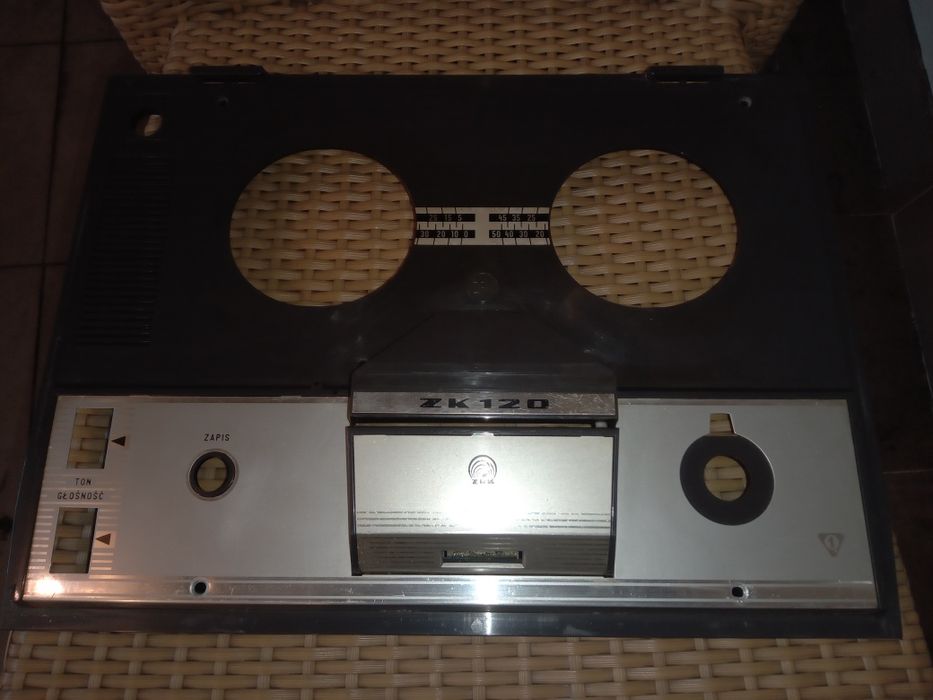 Górna obudowa magnetofonu lampowego Unitra ZK 120