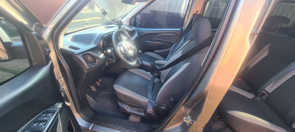 fiat DOBLO MAXI власник