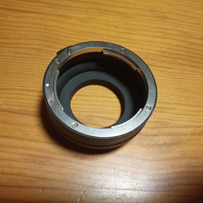 Adaptador de objectivas Canon para Micro 4/3