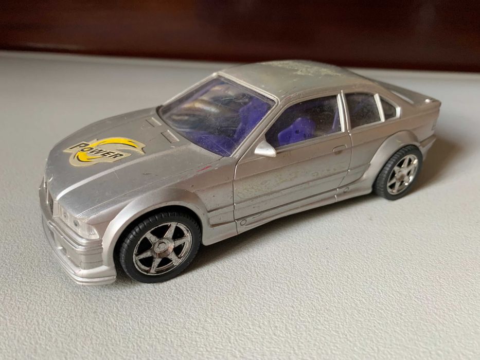 Brinquedo  Carro