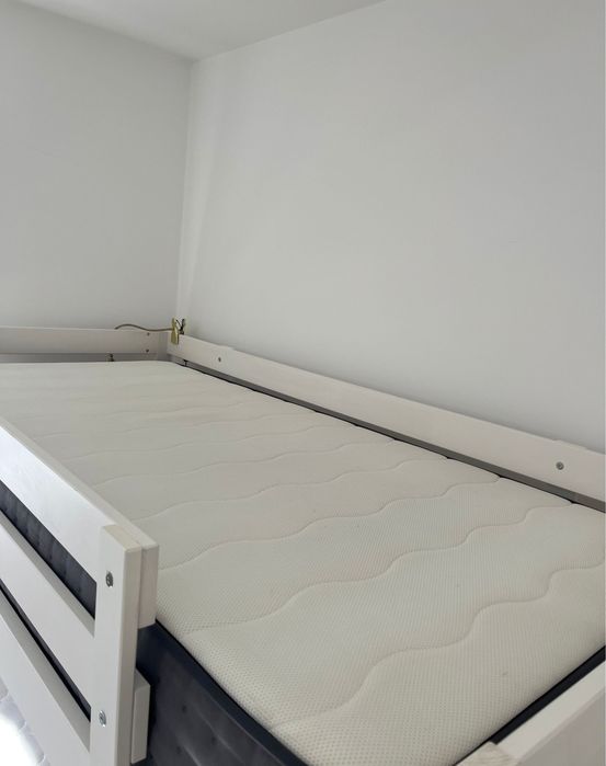 Beliche e colchões