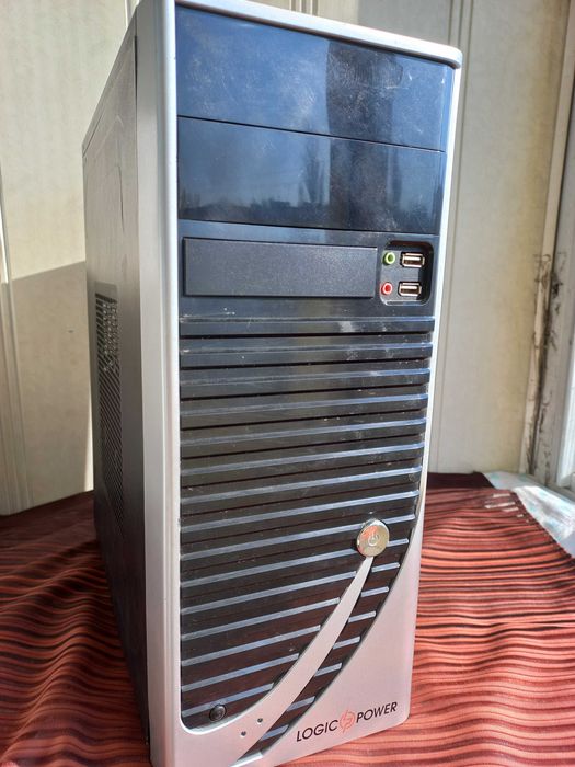 Системный блок ПК +клавиатура. Установлена OS Windows+Office,  Все Ок!