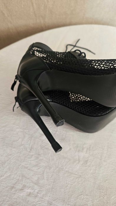 Buty do High Heels z siateczką + ochraniacze na obcasy