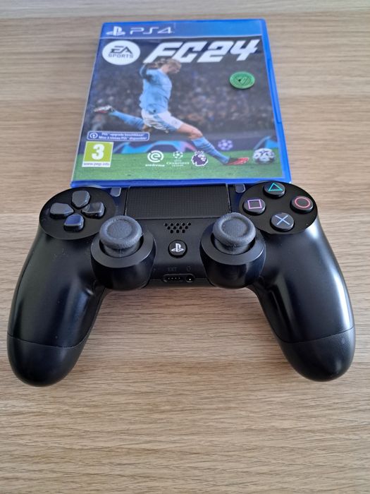 Comando Original + jogo FC 24 Playstation 4 PS4