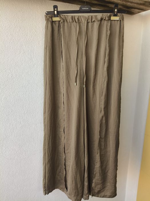 Calças fluídas da Lefties