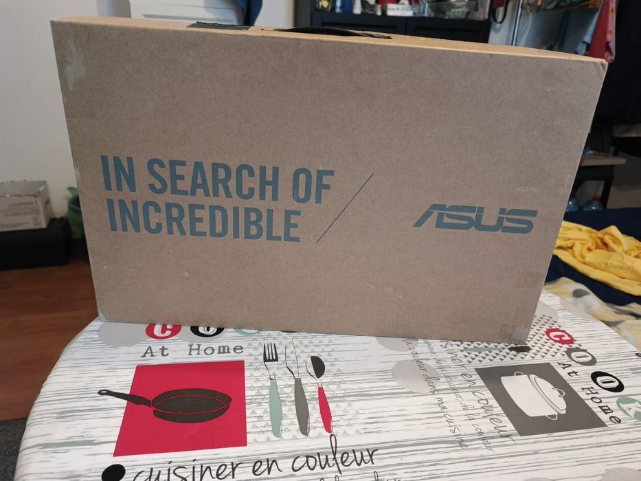 Laptop ASUS VivoBook X509JA-BQ241., Int, 8 GB RAM, 15.6. stan idealny