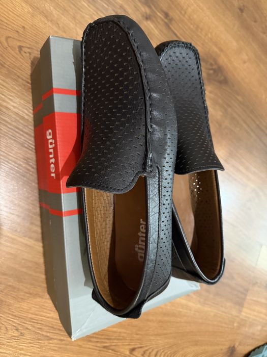 Макасіни 45р нові