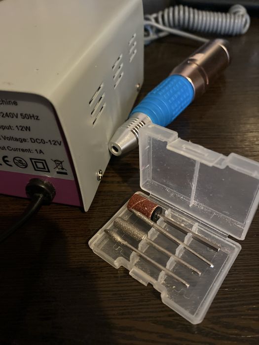 Фрезер для манікюру і педикюру.