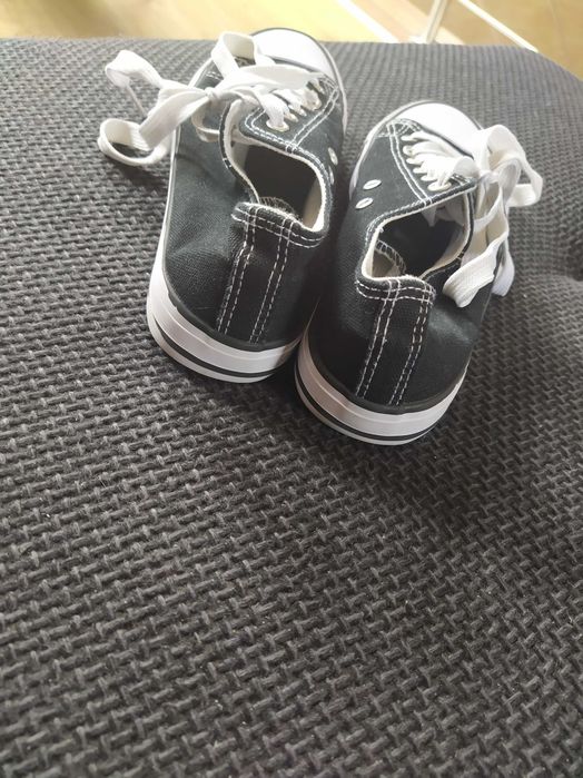 Trampki czarne jak nowe