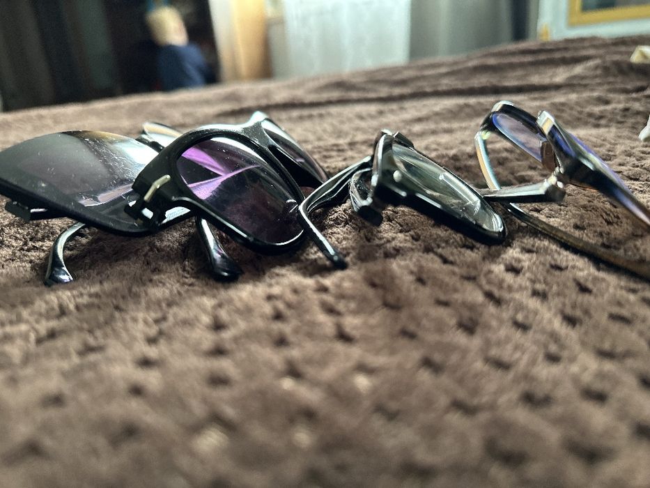 Сонцезахисні окуляри. Очки. Окуляри.