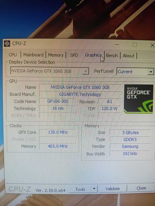 Computador gaming com placa gráfica