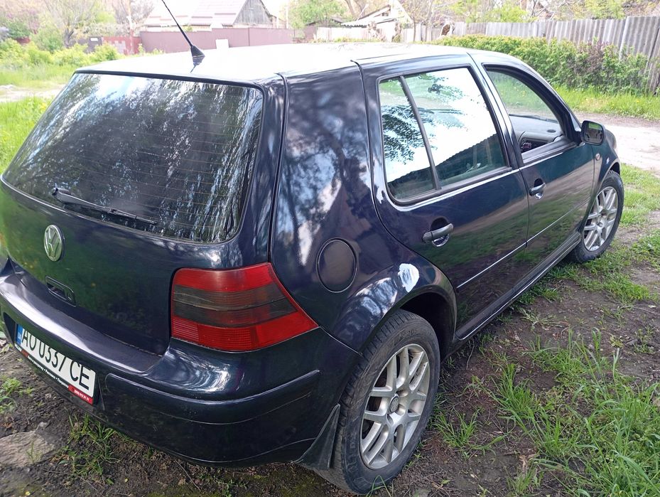 В рассрочку Volkswagen Golf 4