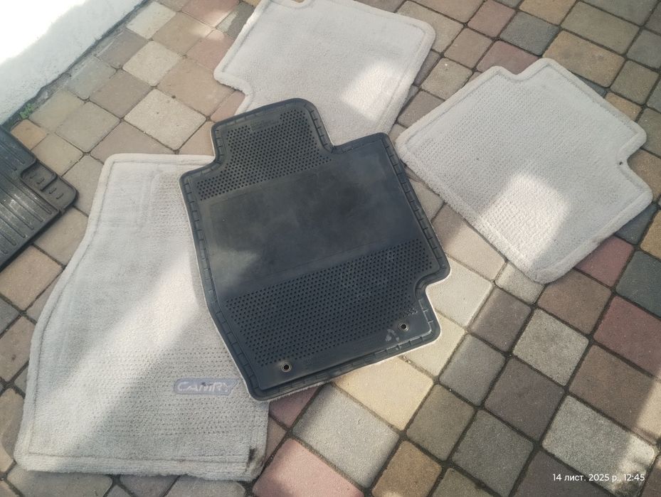 Килимки для камрі!