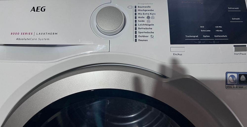 Сушильна машина, AEG 8000 Series Lavatherm AbsoluteCare System.