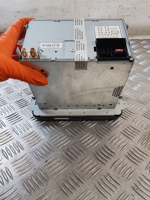 Radio 5M0035186A Vw Golf V Plus 06R- Europa