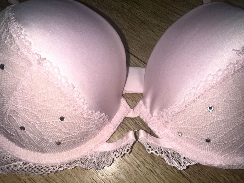 Primark biustonosz śliczny. z push up nowy 80 B