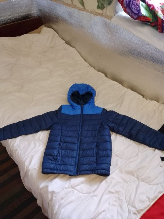 Продам курточку на хлопчика