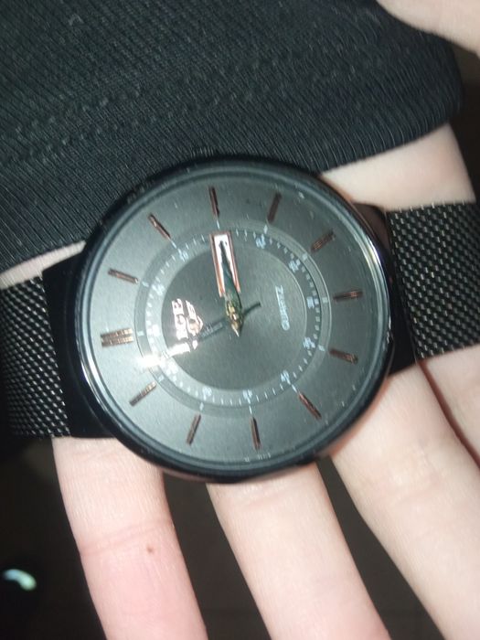 Годинник від Lige