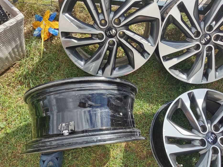 Alufelgi 18 5x114.3 Kia CZUJNIKI CIŚNIENIA