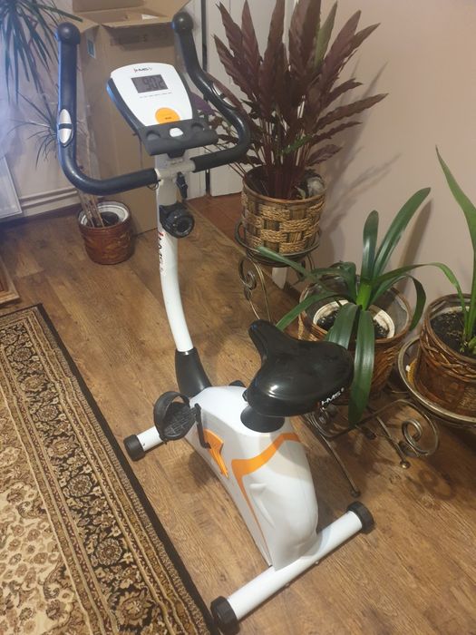 Rowerek stacjonarny magnetyczny pionowy nowy HMS M2005