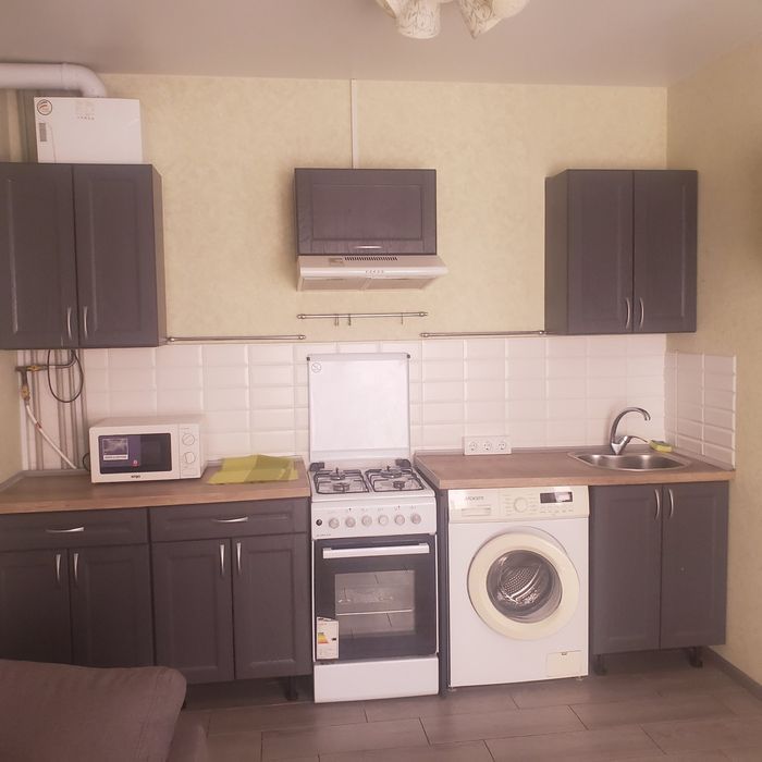 Сдам 2 дома Вузовский 2 к + кухня студия+ 1 к + кухня студия,газ котёл! Можно с животными!