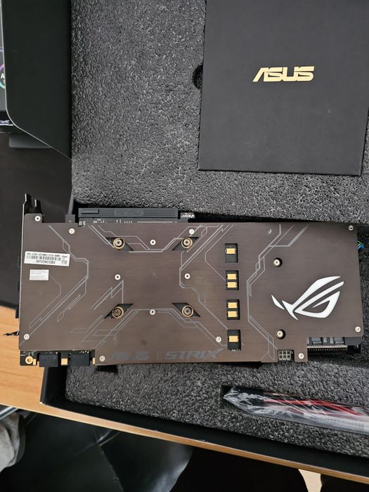 Asus ROG GTX 1080Ti 11Gb Strix