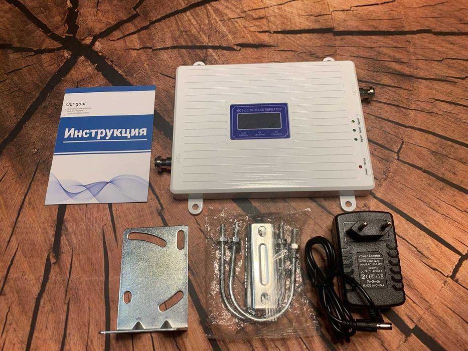 Усилитель связи 3G 4G LTE, GSM репитер 3 диапазона 900 1800 2100