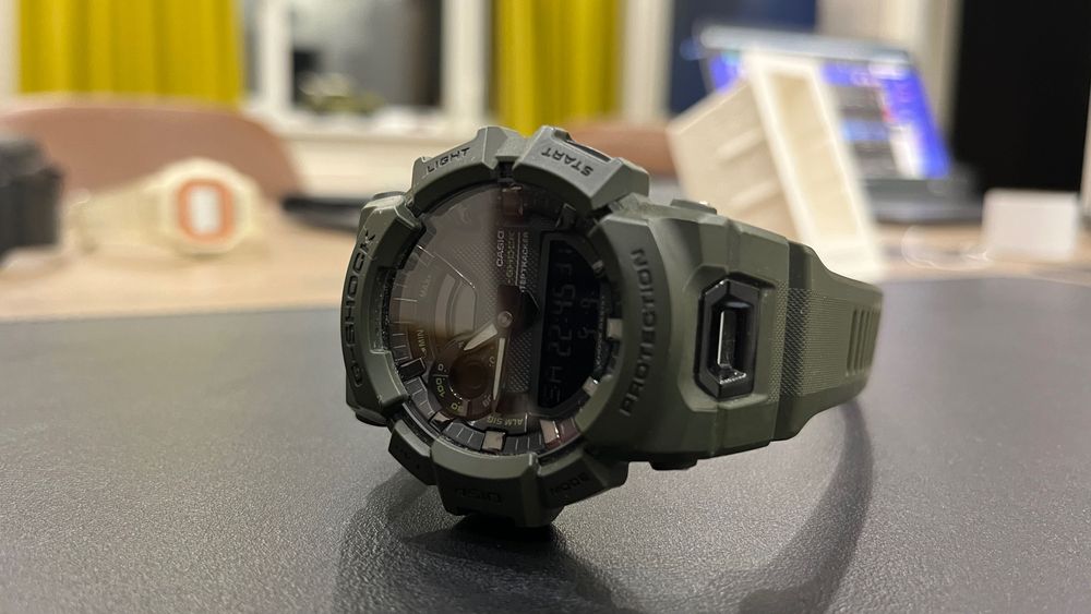 Годинник Casio G-SHOCK GBA-900UU (Оригінал)