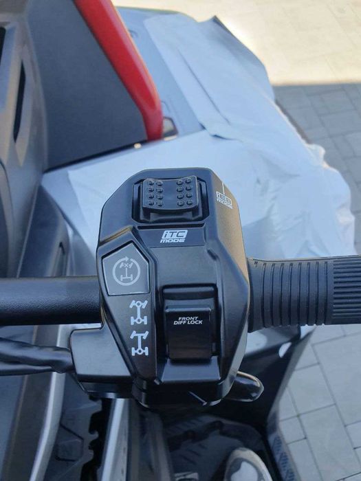 Квадроцикл Can am Outlander XMR 1000R Grey