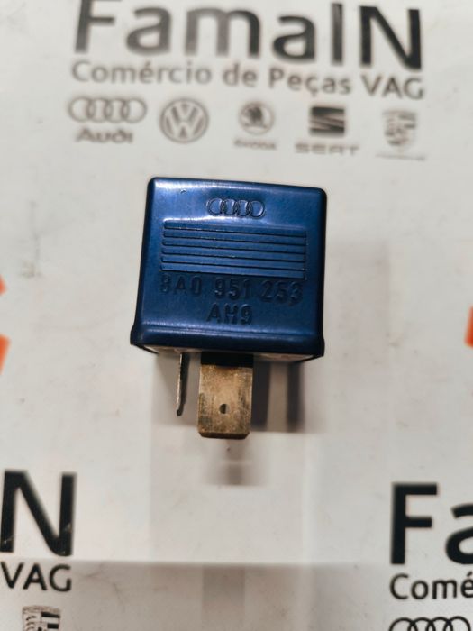 Relé AUDI A4 B6 AUDI A4 B6