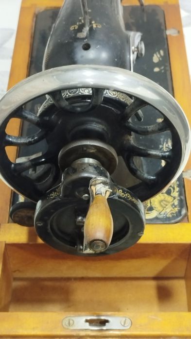 Машинка 1911г. SINGER.