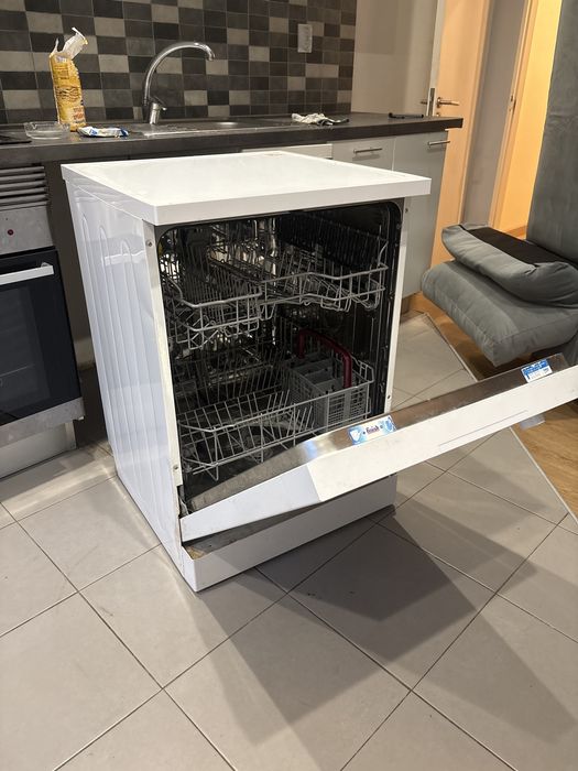 Maquina de loiça BEKO