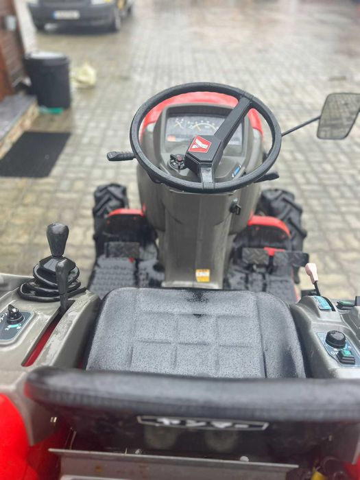Yanmar AF-16 Inversor e Direção assistida