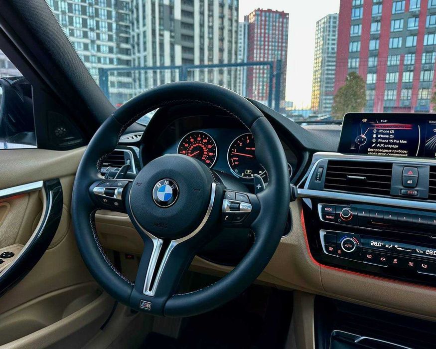 Продаж гарного BMW 328i