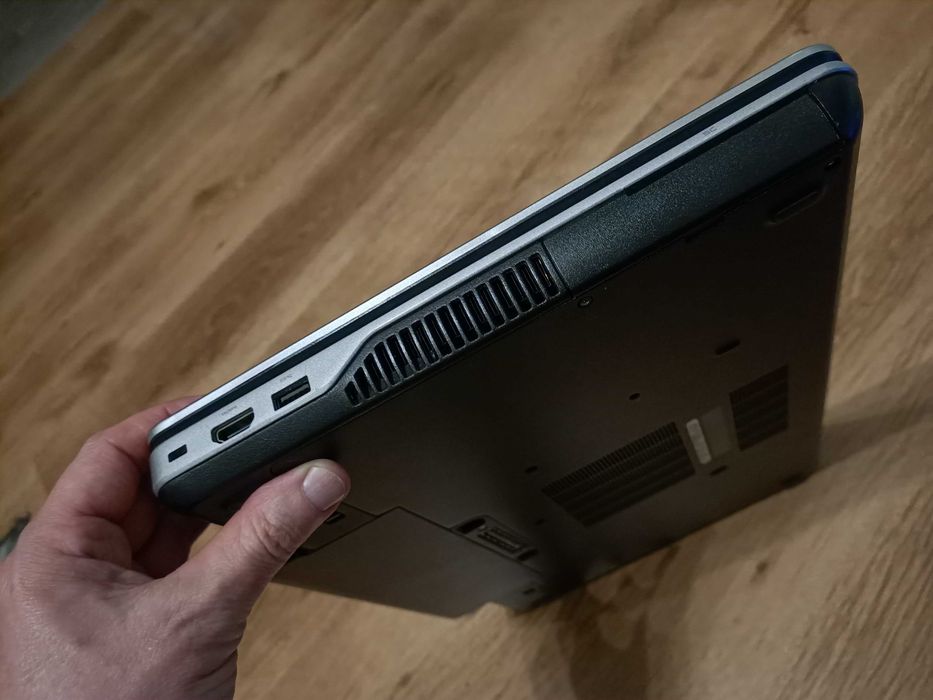 Dell latitude e6540 niekompletny