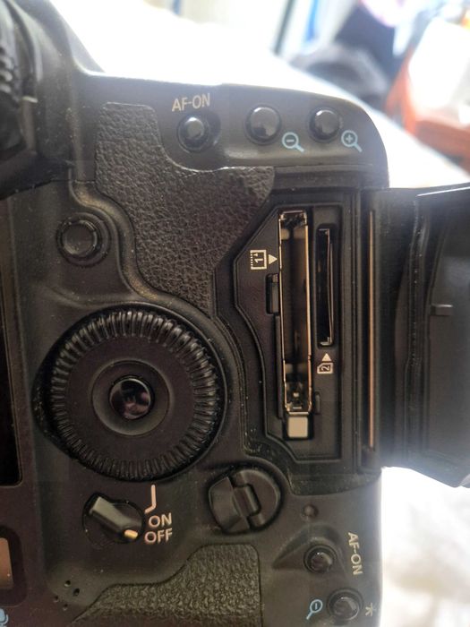 Camera Canon d1 mark iv
