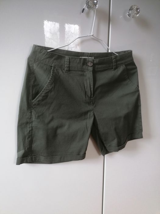 Spodenki Khaki S