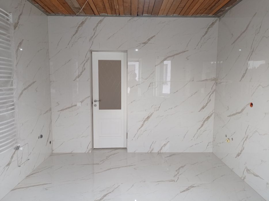 Плиточні роботи, вода,каналізація, електропроводка..