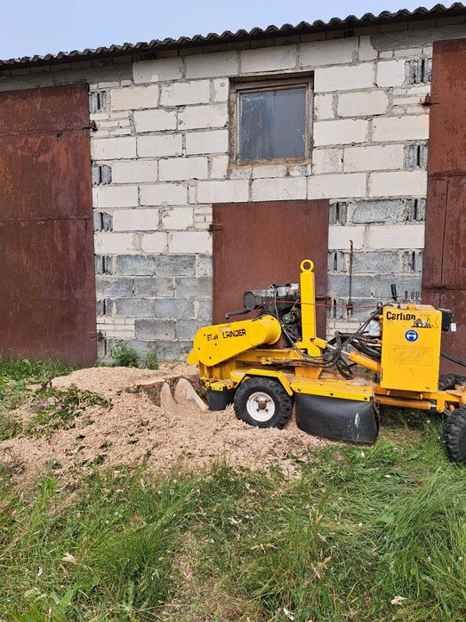 Wycinka drzew, rębak, frezowanie pni, mobilny tartak, trak