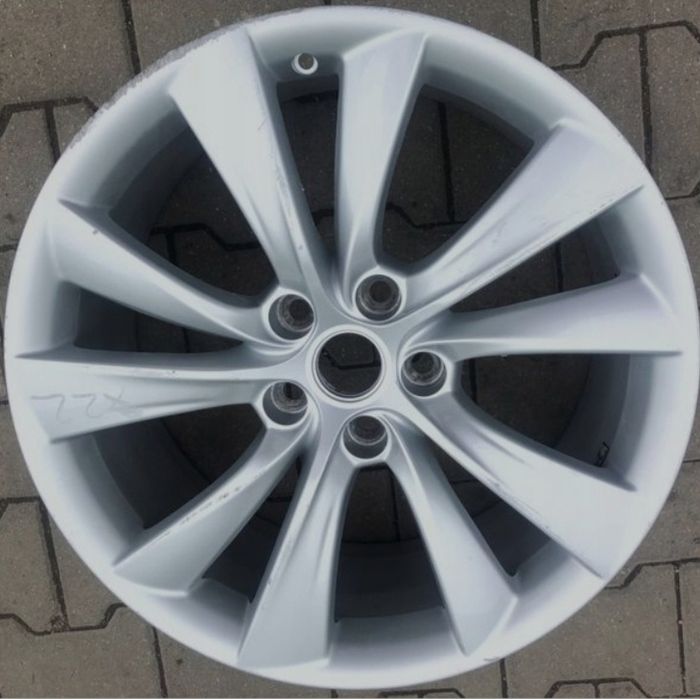 Диски поштучно Tesla model R19