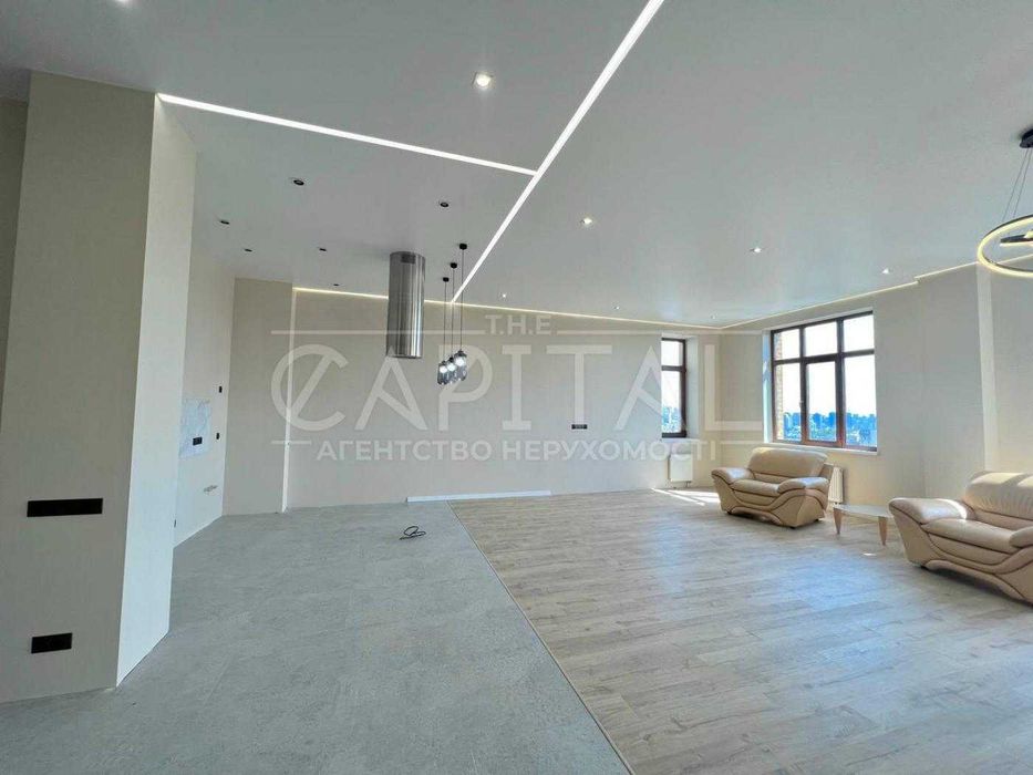 Продаж квартири, вул. Франка Івана, ЖК Ambassador House, Центр